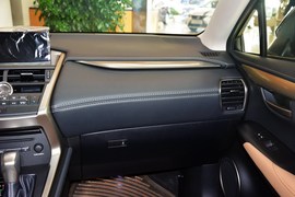 2016款雷克萨斯NX200t