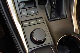 2016款雷克萨斯NX200t