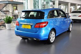 2015款奔驰B200时尚型