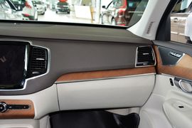 2015款沃尔沃XC90