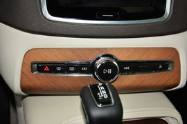 2015款沃尔沃XC90