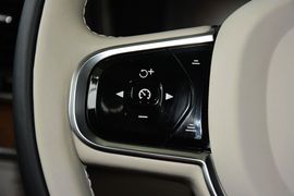2015款沃尔沃XC90