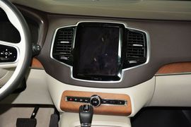 2015款沃尔沃XC90