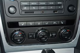 2015款大众帕萨特1.8TSI