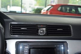 2015款大众帕萨特1.8TSI
