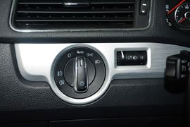 2015款大众帕萨特1.8TSI