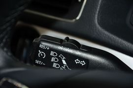 2015款大众帕萨特1.8TSI