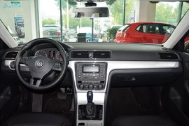 2015款大众帕萨特1.8TSI