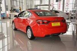 2016款雪佛兰科鲁兹1.5L自动豪华版