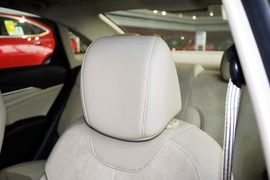 2015款别克全新英朗15N手动豪华型