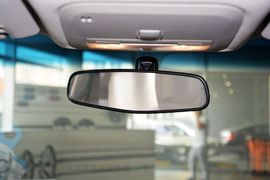 2015款别克全新英朗15N手动豪华型