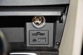 2015款别克全新英朗15N手动豪华型