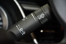 2015款别克全新英朗15N手动豪华型