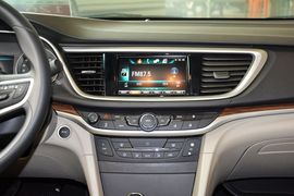 2015款别克全新英朗15N手动豪华型