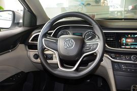 2015款别克全新英朗15N手动豪华型