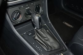 2015款大众朗逸230TSI