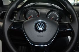 2015款大众朗逸230TSI