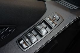2015款奔驰R320