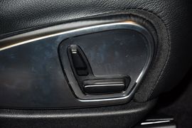 2015款奔驰R320