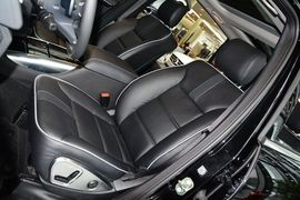 2015款奔驰R320