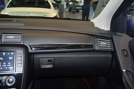 2015款奔驰R320