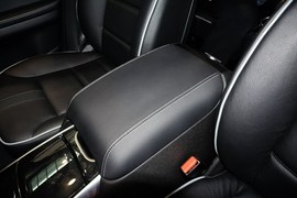 2015款奔驰R320