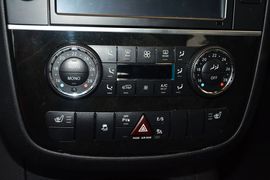 2015款奔驰R320