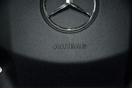 2015款奔驰R320