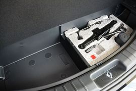 2013款现代格锐3.0L