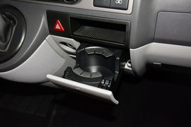 2015款大众凯路威2.0TSI四驱舒适版