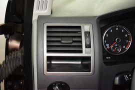 2015款大众凯路威2.0TSI四驱舒适版