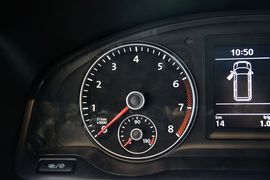 2015款大众凯路威2.0TSI四驱舒适版