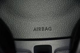 2015款大众凯路威2.0TSI四驱舒适版