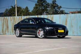 2016款奥迪RS7