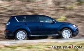 2010款三菱欧蓝德GT海外对比试驾