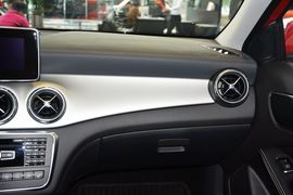 2015款奔驰GLA220