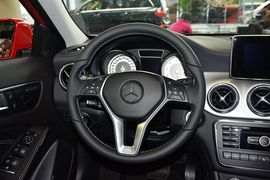 2015款奔驰GLA220