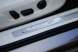 2016款斯柯达速派TSI330