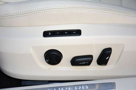 2016款斯柯达速派TSI330