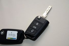 2016款斯柯达速派TSI330