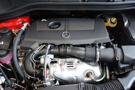 2015款奔驰B200时尚型