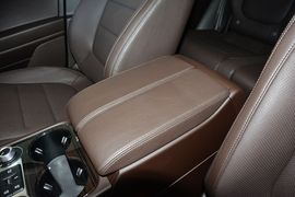 2016款大众途锐3.0TSI高配型