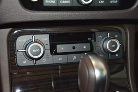 2016款大众途锐3.0TSI高配型