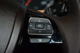 2016款大众途锐3.0TSI高配型