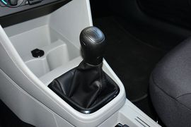 2015款斯柯达昕锐1.4L手动乐选型