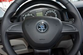 2015款斯柯达昕锐1.4L手动乐选型