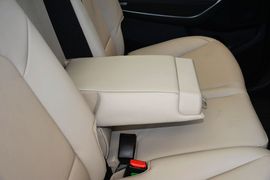 2013款现代格锐2.2T