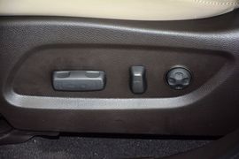 2013款现代格锐2.2T