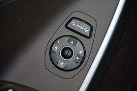 2013款现代格锐2.2T