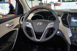 2013款现代格锐2.2T